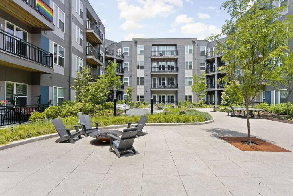 Dream Apartment Near Whole Foods Cozysuites Индианаполис Экстерьер фото